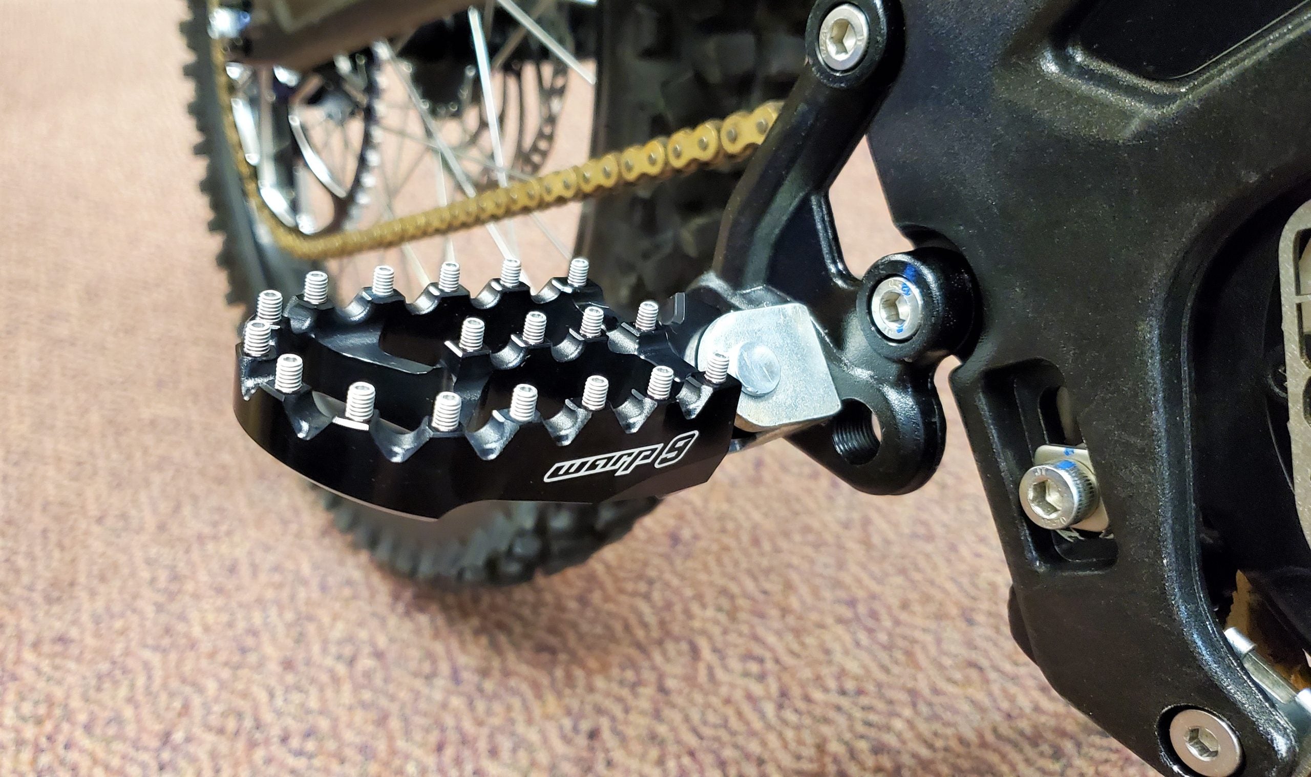 Surron LBX Foot Pegs (Collective)